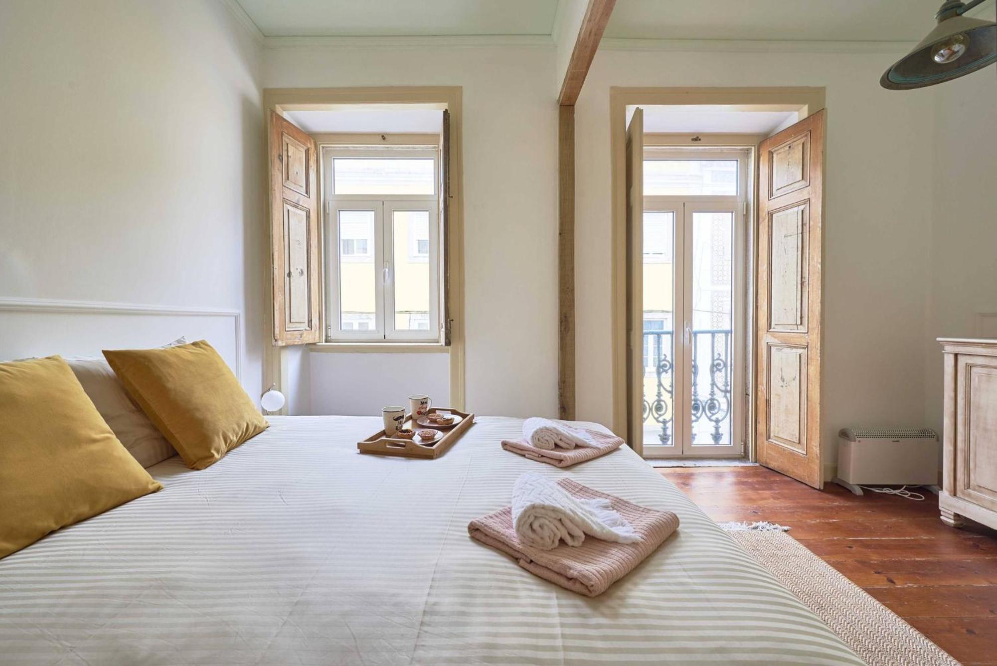 Alcantara Like A Local Lisbon Luaran gambar